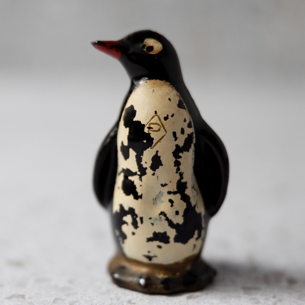 Vintage Japan redware shabby chic patina single shaker penguin ceramic figurine